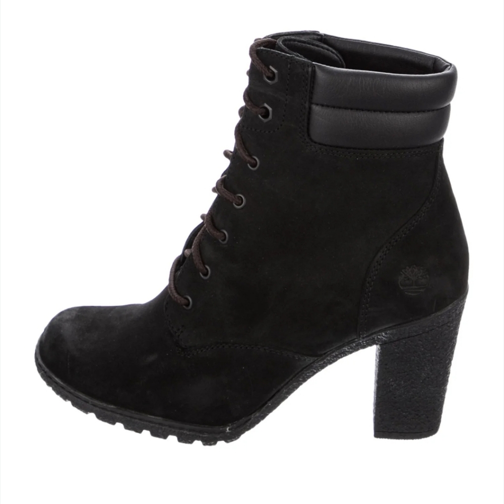 Timberland Suede, Heeled, Combat, Lace- Up Boot, Size 6.5, Stylish Warmth